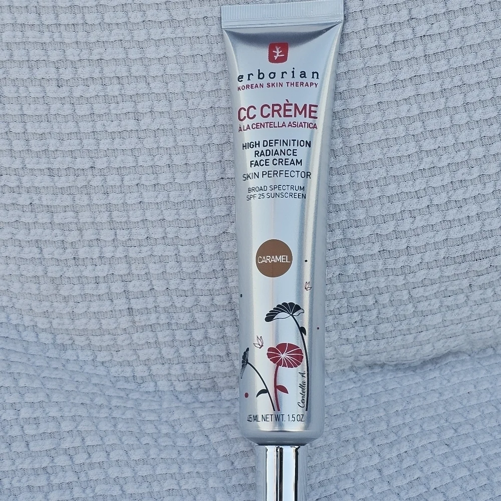 Erborian Korean Skin Therapy CC Cream Caramel – tinted color corrector SPF 1.5oz